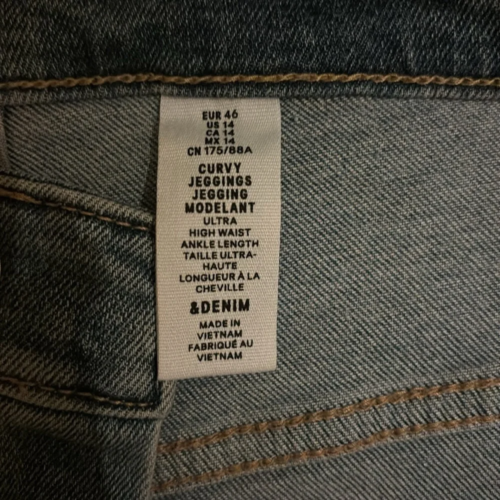 H&M curvy jeggings - Picture 2 of 3